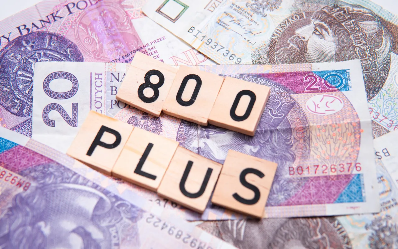 Zdjęcie 500 plus kiedy przelew - poznaj terminy wypłat i uniknij opóźnień