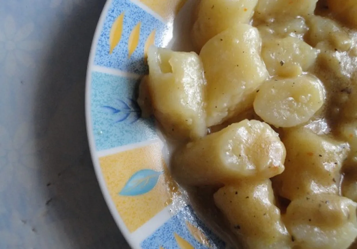 Zdjęcie Kopytka z sosem: 5 najlepszych propozycji i przepisy