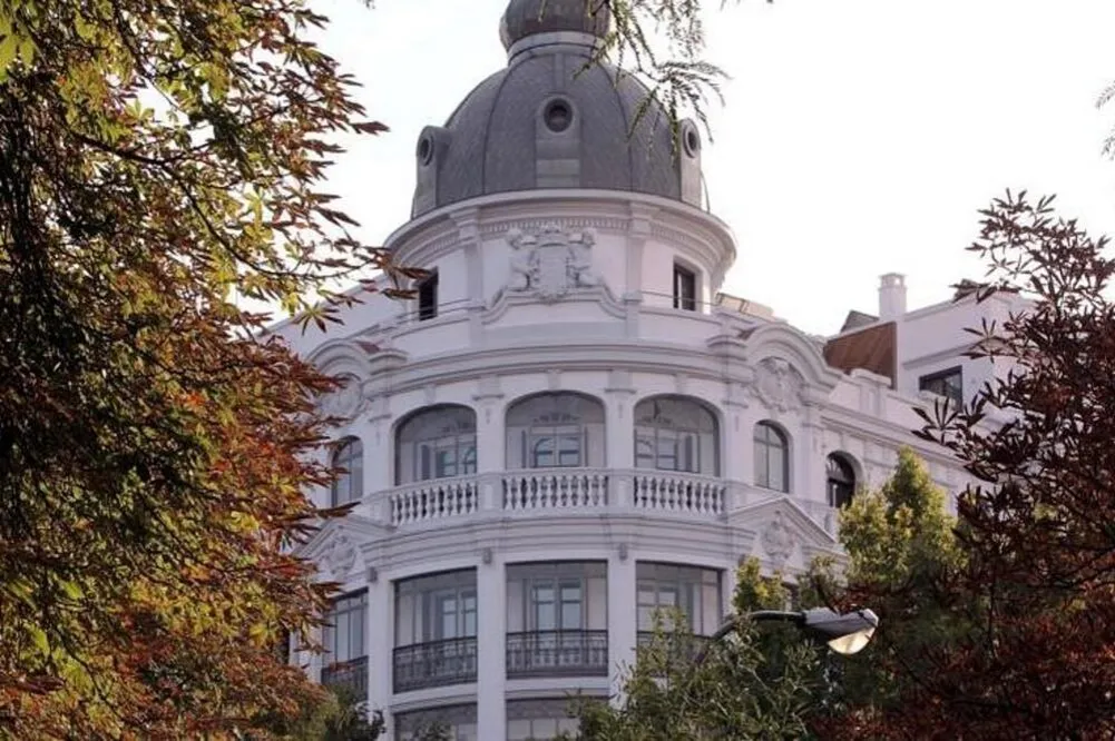 Zdjęcie &iquest;Por qu&eacute; el Petit Palace Savoy Alfonso XII es tu hotel en Madrid?