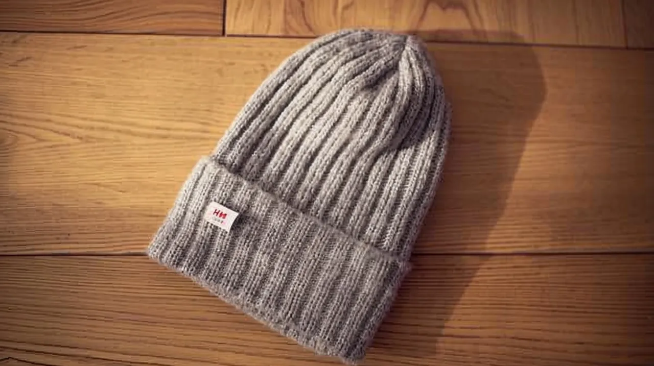 Zdjęcie Czapka kaszmirowa H&M: luksus w przystępnej cenie czy ściema?