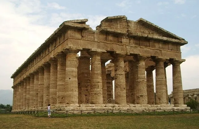 Zdjęcie Domy w starożytnej Grecji: jak wyglądały życie i architektura?