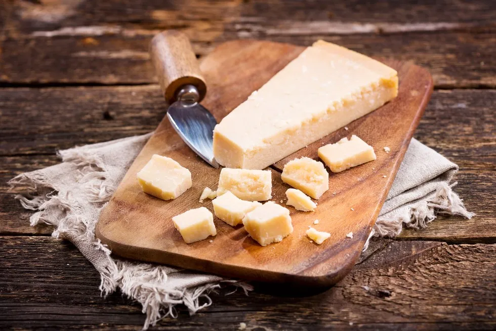 Zdjęcie Parmezan ile kalorii? Zaskakujące wartości odżywcze sera