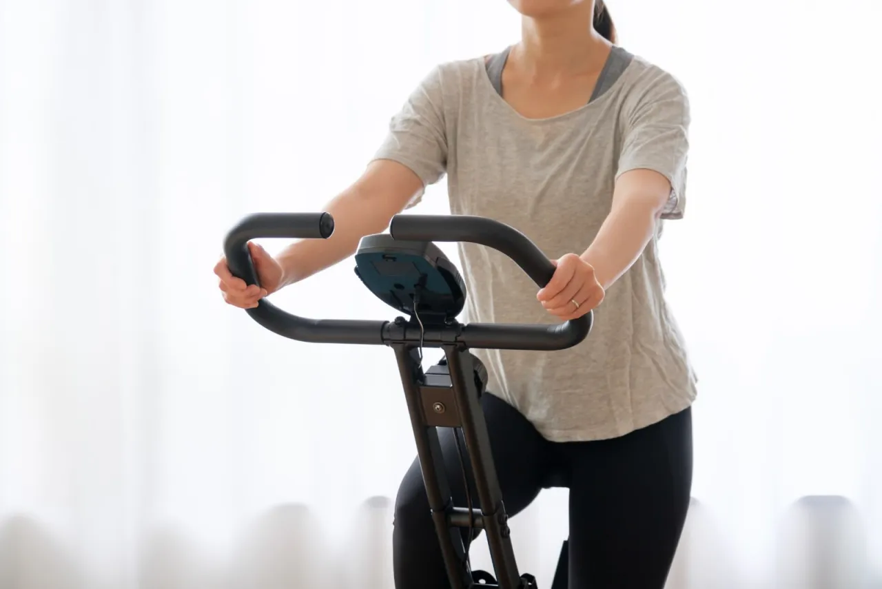 Zdjęcie Jaki rower stacjonarny kupić, aby uniknąć złych wyborów?