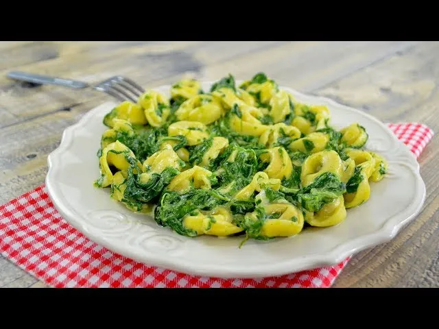 Zdjęcie Jak zrobić tortellini ze szpinakiem - łatwy przepis na pyszne danie