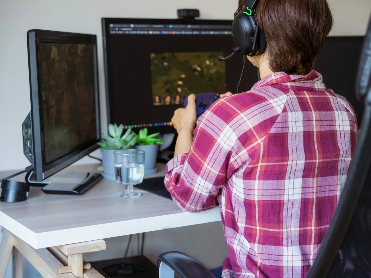 Zdjęcie Jak podłączyć Xboxa do laptopa kablem HDMI i uniknąć problemów z obrazem