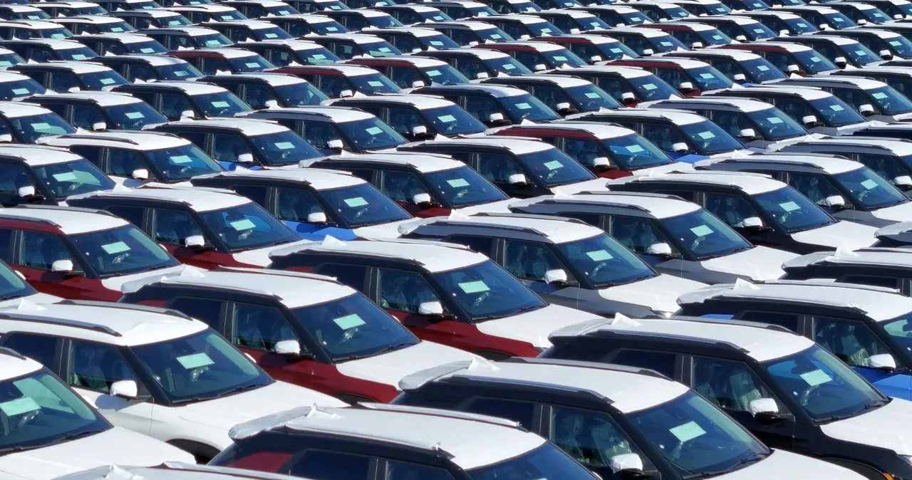 Zdjęcie Ile trwa transport samochodu z fabryki do salonu Toyota? Sprawdź to!