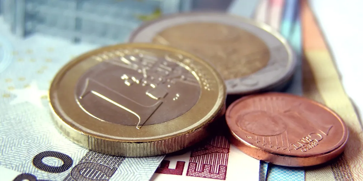 Zdjęcie Kurs euro w Łomży - Aktualne stawki wymiany walut i ich lokalizacja