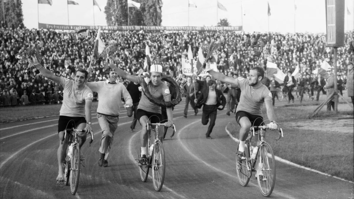 Zdjęcie Jan Halupczok – historia życia, sukcesy olimpijskie i wpływ na polskie kolarstwo