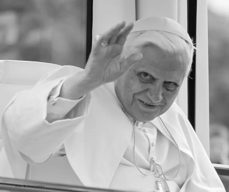 Zdjęcie Którym z kolei papieżem jest benedykt 16 – zaskakujące fakty o papieżu