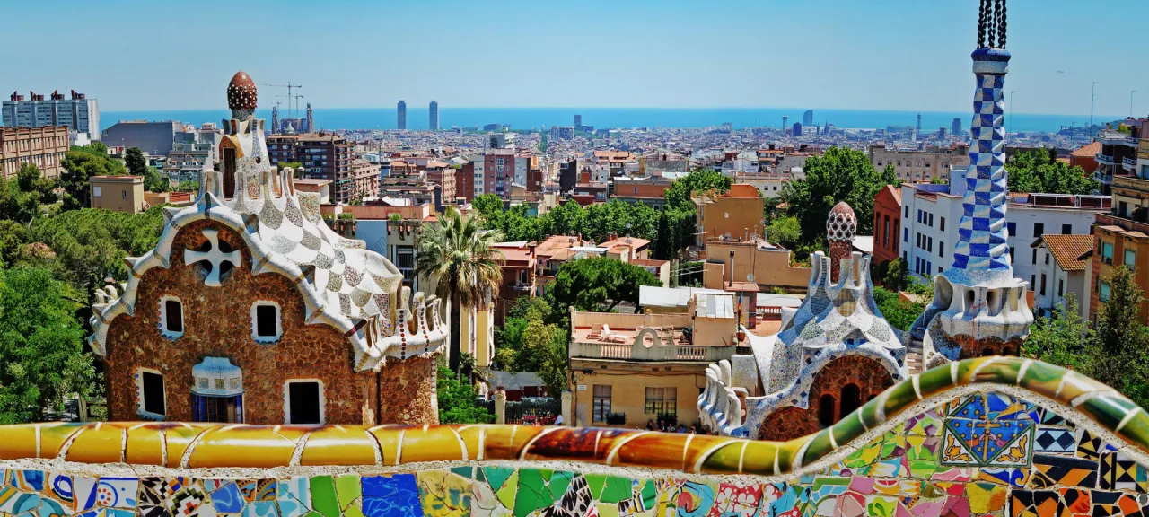 Zdjęcie Gdzie leży Barcelona? Odkryj jej niezwykłe położenie w Hiszpanii