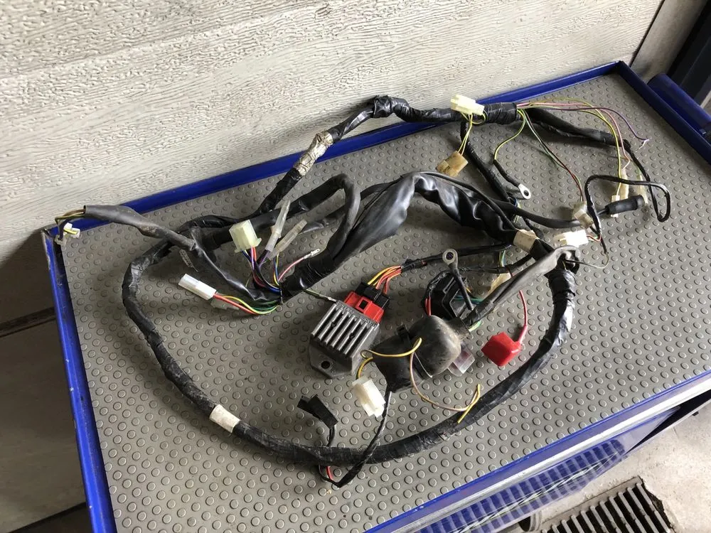 Zdjęcie Wiązka elektryczna Derbi Senda - jak uniknąć kosztownych błędów?