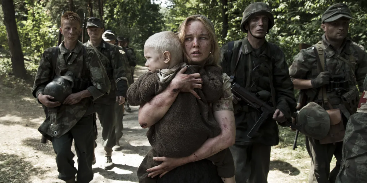 Zdjęcie Historia II wojny światowej w filmach dostępnych online - rzetelna analiza