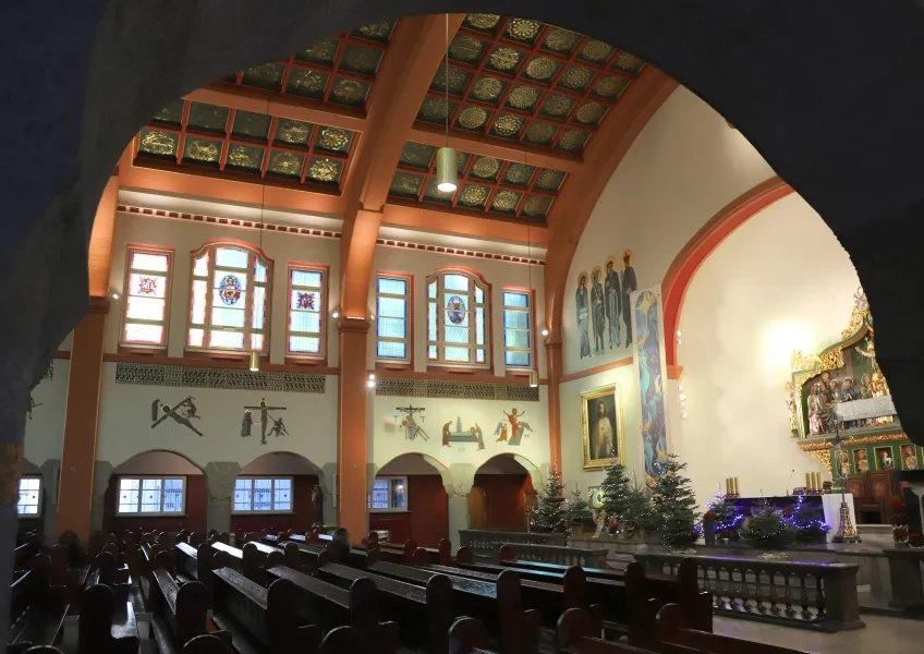 Zdjęcie Sanktuarium NSPJ Szczecin - historia, msze i unikalne cechy