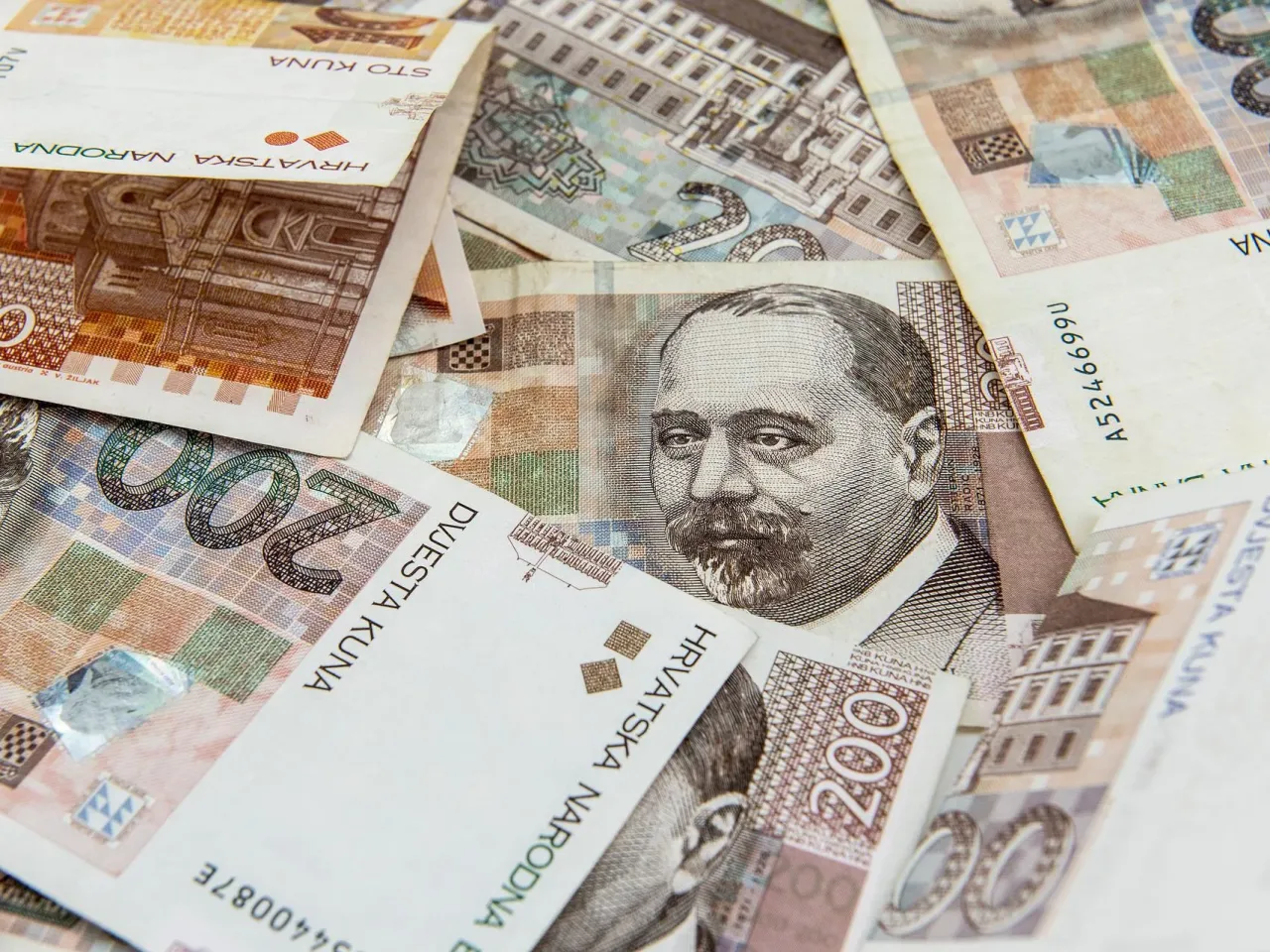 Zdjęcie Jaka waluta w Chorwacji? Dowiedz się, co musisz wiedzieć przed podróżą