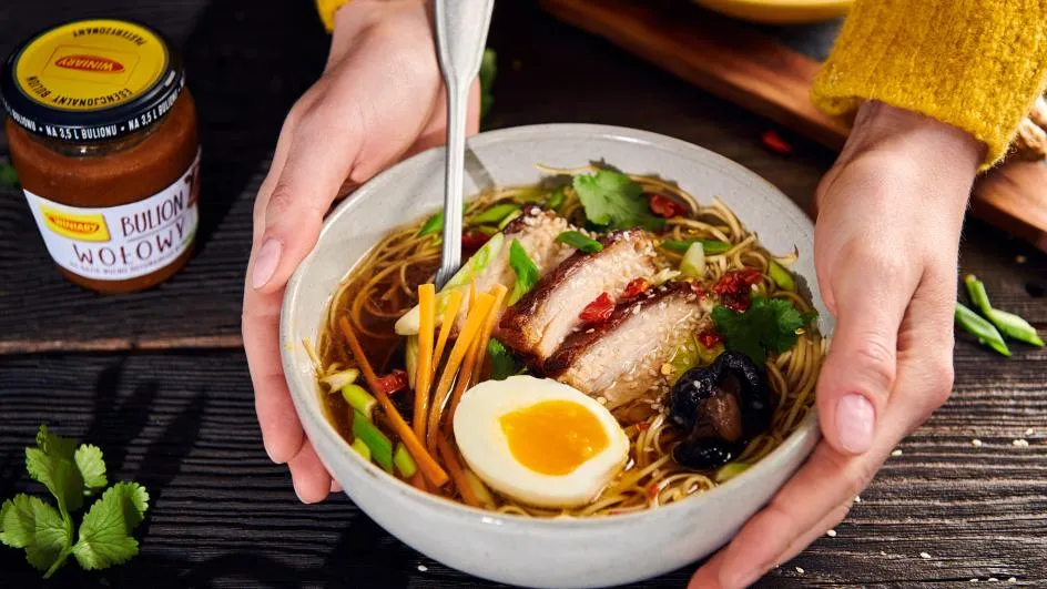Zdjęcie Jak zrobić zupę ramen w domu - proste przepisy i porady