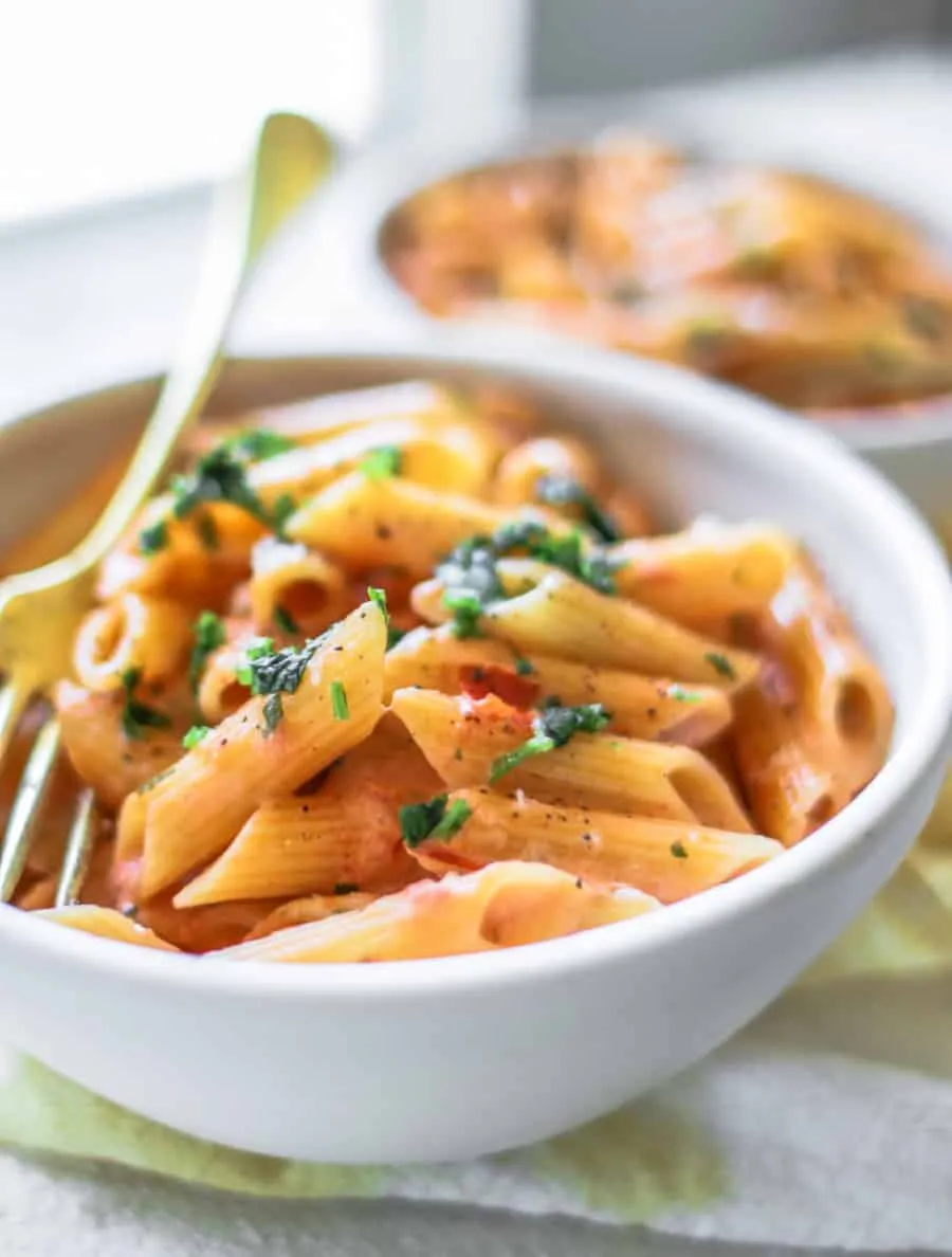 Zdjęcie Penne quattro formaggi – prosty przepis na serowe danie, które zachwyca