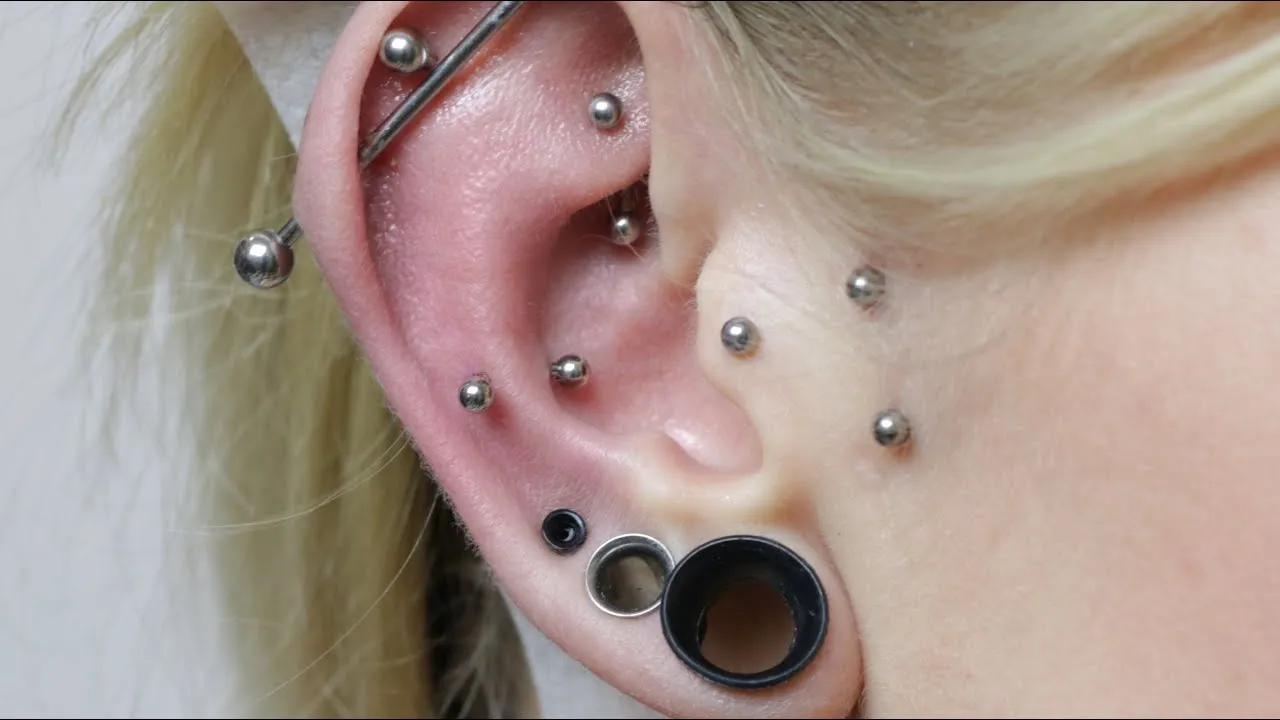 Zdjęcie Czy piercing to grzech? Odkryj, co mówią różne religie