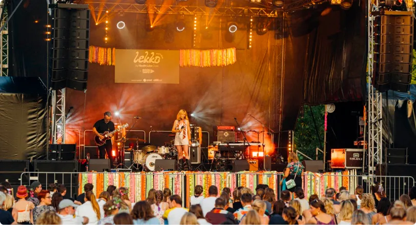 Zdjęcie Ile trwa koncert letnie brzmienie? Sprawdź, co warto wiedzieć!