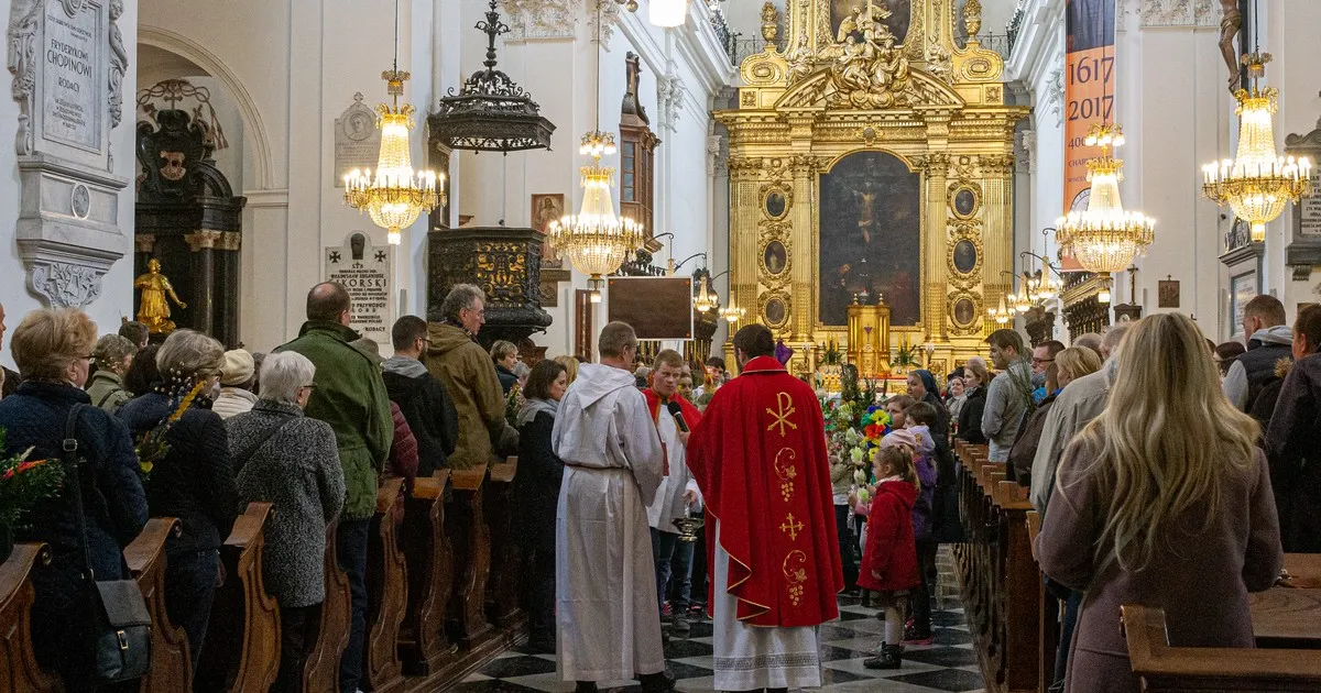 Zdjęcie Czy w drugi dzień świąt Bożego Narodzenia trzeba iść do kościoła?