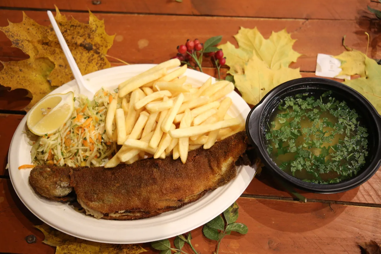 Zdjęcie Gdzie zjeść w Srebrnej Górze? Odkryj najlepsze restauracje i smaki