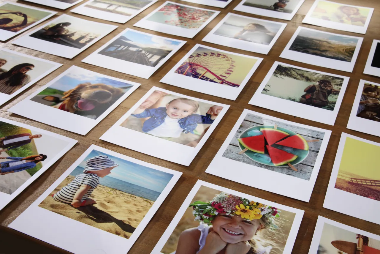 Zdjęcie Jak wywołać zdjęcia jak z Polaroida i uzyskać efekt vintage w domu