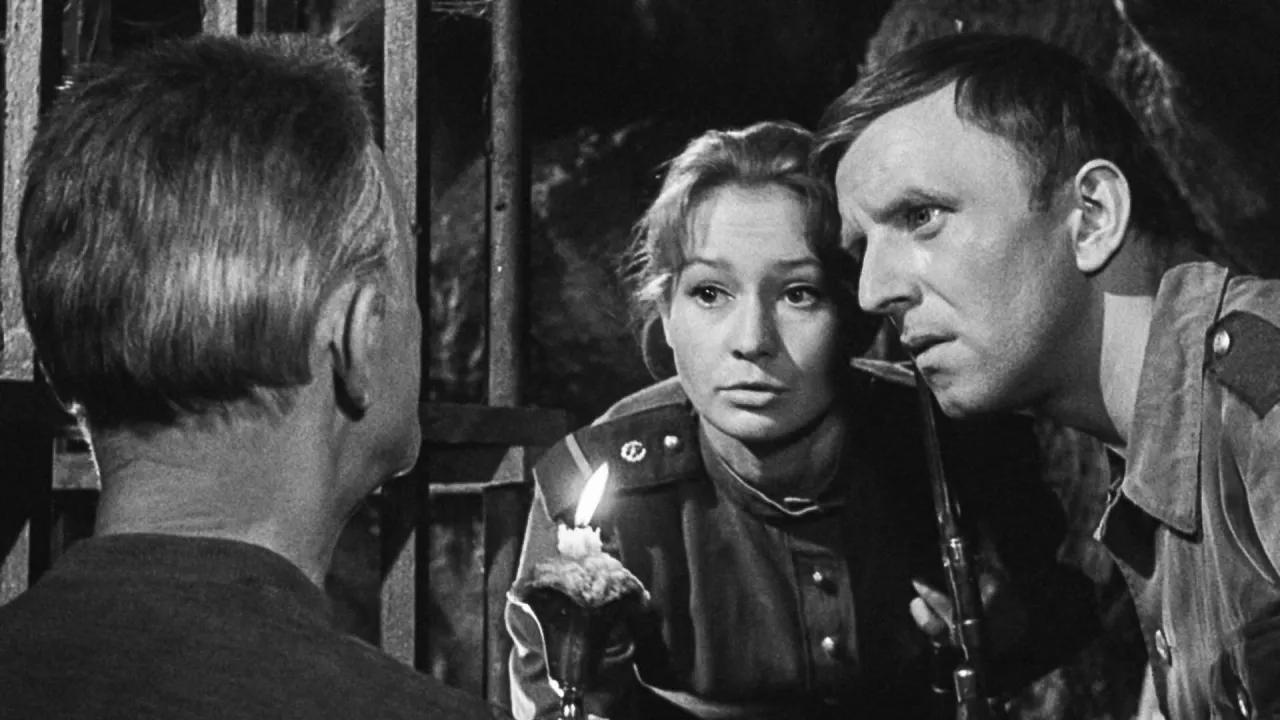 Zdjęcie Gdzie kręcono film Gdzie jest generał - poznaj tajemnicze miejsca z planu