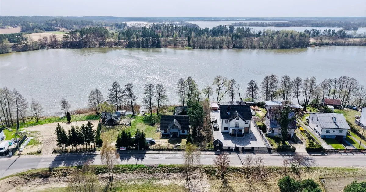Zdjęcie Sprzedam dom nad jeziorem z linią brzegową w Lubuskiem - idealne miejsce na relaks
