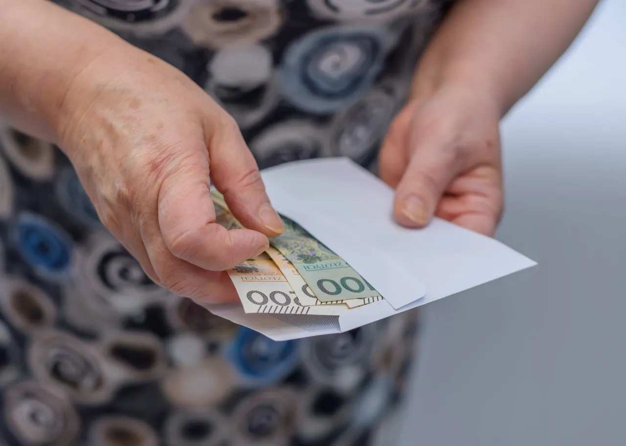 Zdjęcie Bon 500 Plus do kiedy? Zobacz, jak uniknąć utraty pieniędzy