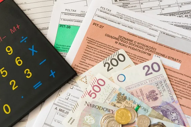 Zdjęcie Rozliczanie PIT razem czy osobno: Które rozwiązanie przyniesie oszczędności?