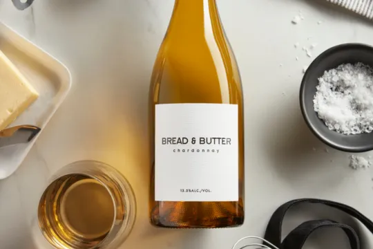 Zdjęcie Chardonnay jakie to wino – odkryj nieznane smaki i właściwości