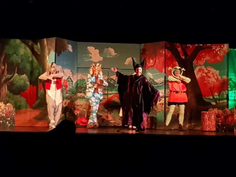 Zdjęcie Shrek baśń o tolerancji – jak spektakl zmienia postrzeganie dzieci