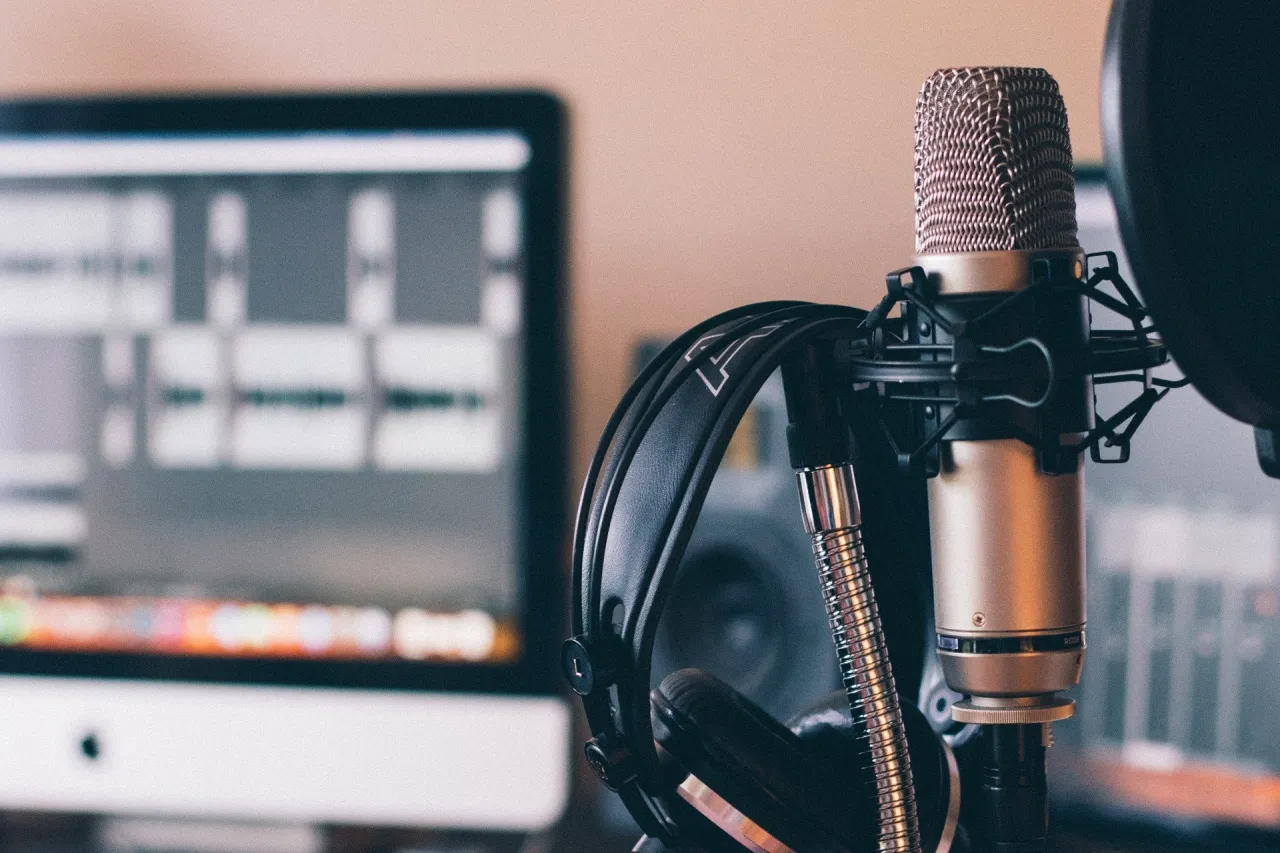 Zdjęcie Nagrywanie utworów: Klucz do sukcesu w produkcji muzycznej