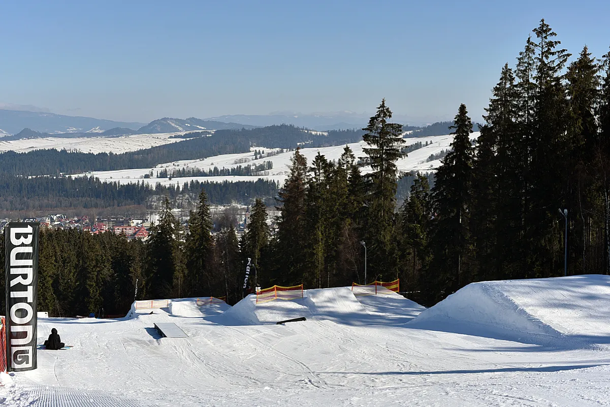 Zdjęcie Snowpark Białka Tatrzańska: Przewodnik, Cennik i Przeszkody