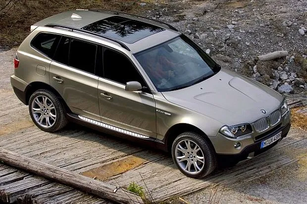 Zdjęcie BMW X3 opinie: co mówią użytkownicy o tym popularnym SUVie?