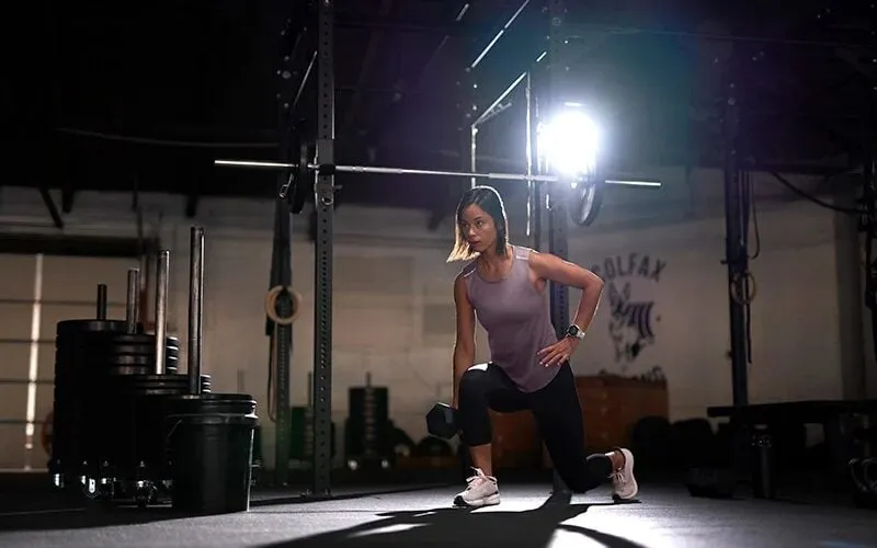 Zdjęcie Ejercicios para bajar de peso en un gimnasio: transforma tu cuerpo rápidamente