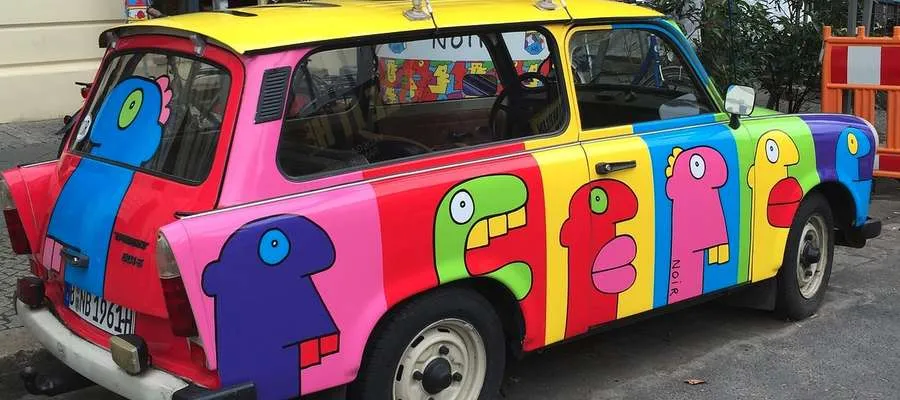 Zdjęcie Trabant z czego karoseria? Poznaj tajemnice duroplastu i jego cechy