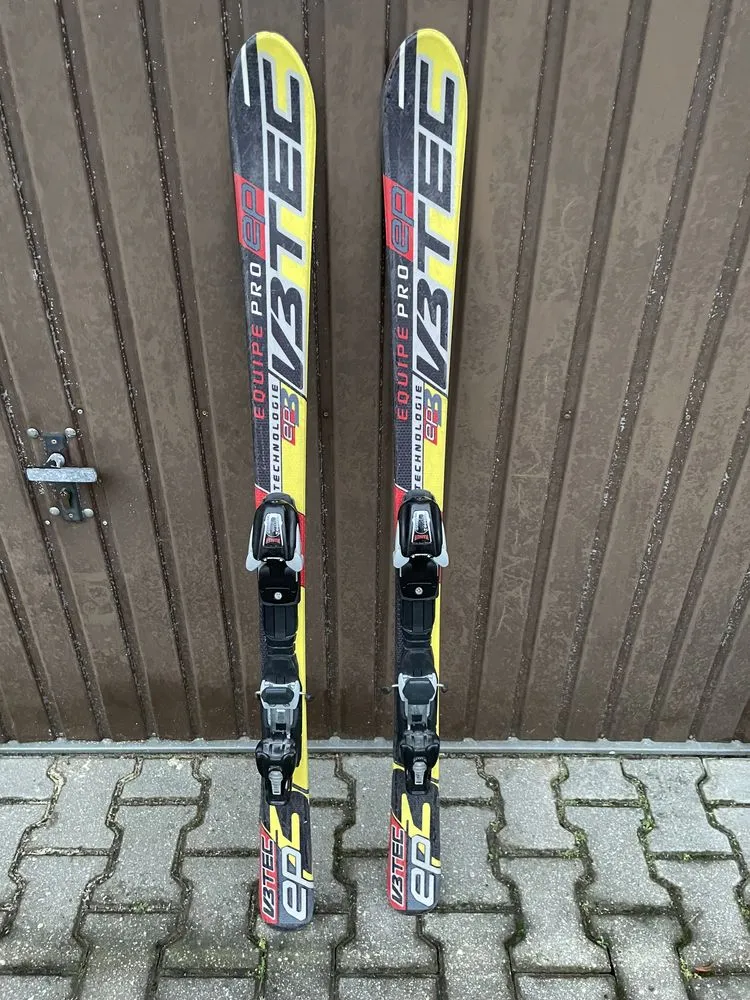 Zdjęcie Jakie narty dla dziecka 130 cm – wybierz idealne narty dla malucha