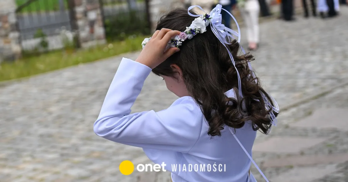 Zdjęcie Ile pieniędzy daje się na komunię? Zaskakujące kwoty prezentów