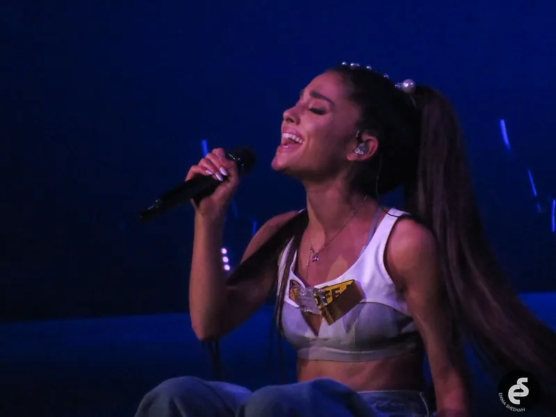Zdjęcie Ile lat ma Ariana Grande w 2015? Zaskakujące fakty o jej karierze
