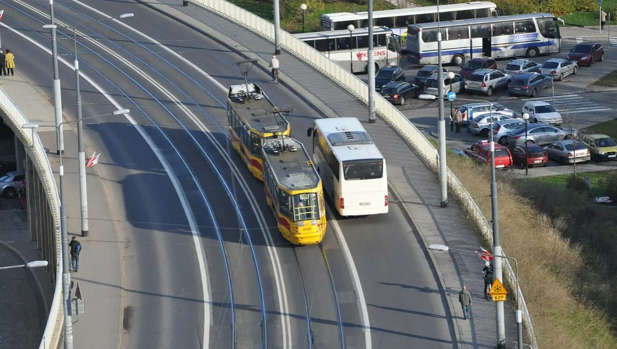 Zdjęcie Jak łatwo zdobyć świadectwo homologacji samochodu i uniknąć problemów
