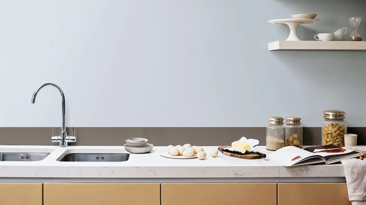 Zdjęcie Farba do kuchni zamiast płytek: Trwałość, czyszczenie i trendy