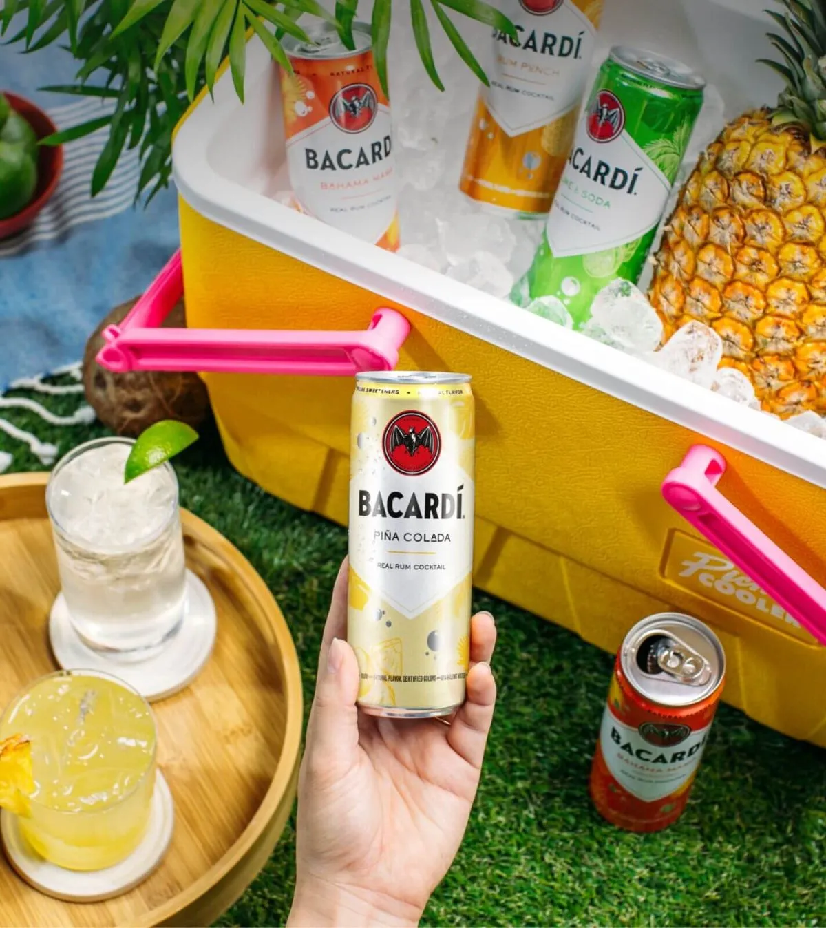 Zdjęcie Bacardi piña colada drink: przepis na idealny koktajl i gotowy napój