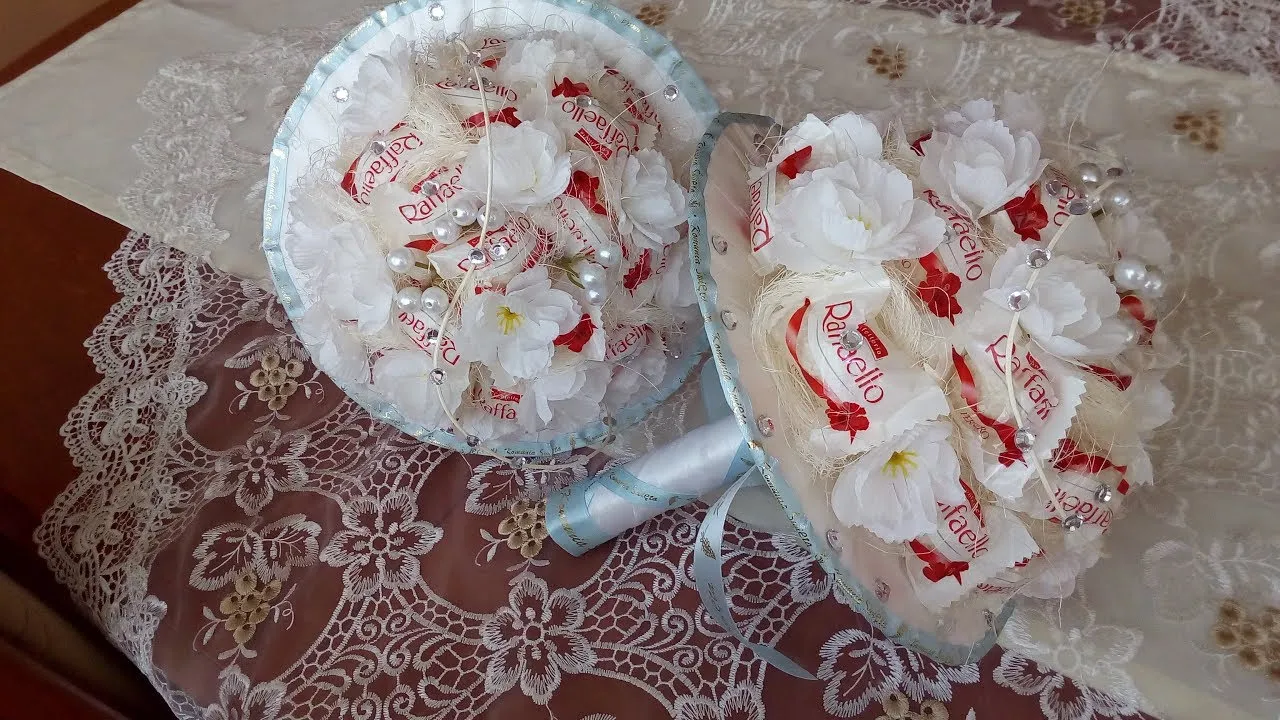 Zdjęcie Bukiet z cukierków na komunię: zrób to sam!