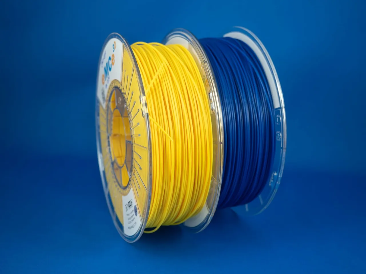 Zdjęcie Filament do druku 3D: Zrozum, wybierz i drukuj bez problemów!