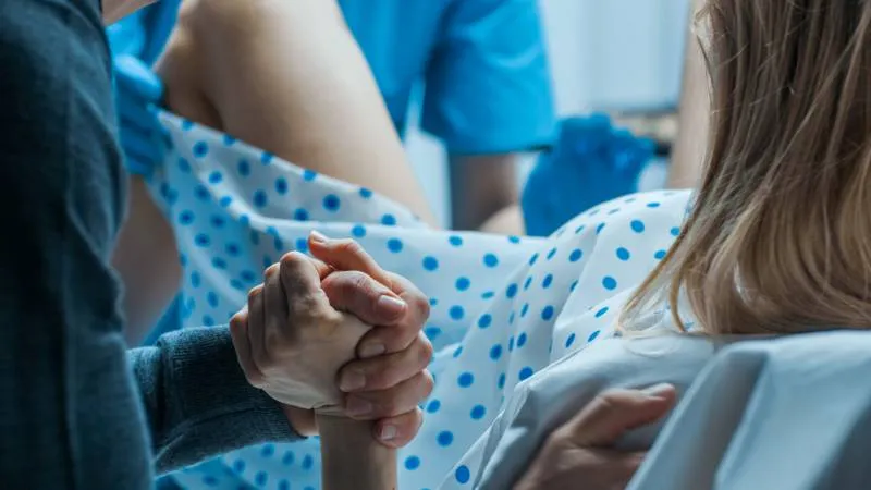 Zdjęcie Ile trwa poród wywołany oksytocyną? Wszystko co musisz wiedzieć