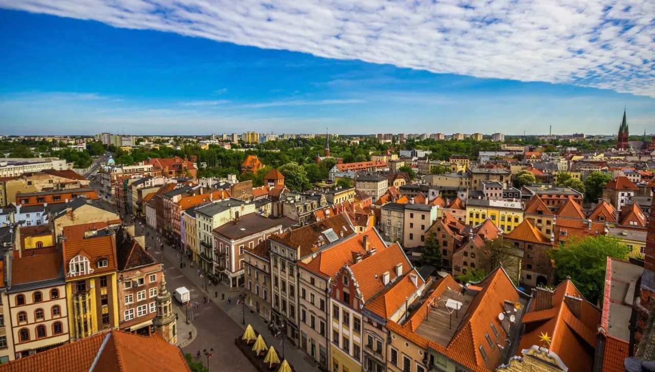 Zdjęcie Ile kosztuje zwiedzanie Torunia z przewodnikiem: kompletne ceny i stawki