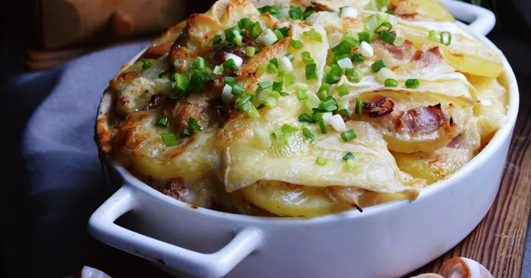 Zdjęcie Tartiflette: odkryj sekrety tej pysznej zapiekanki serowej