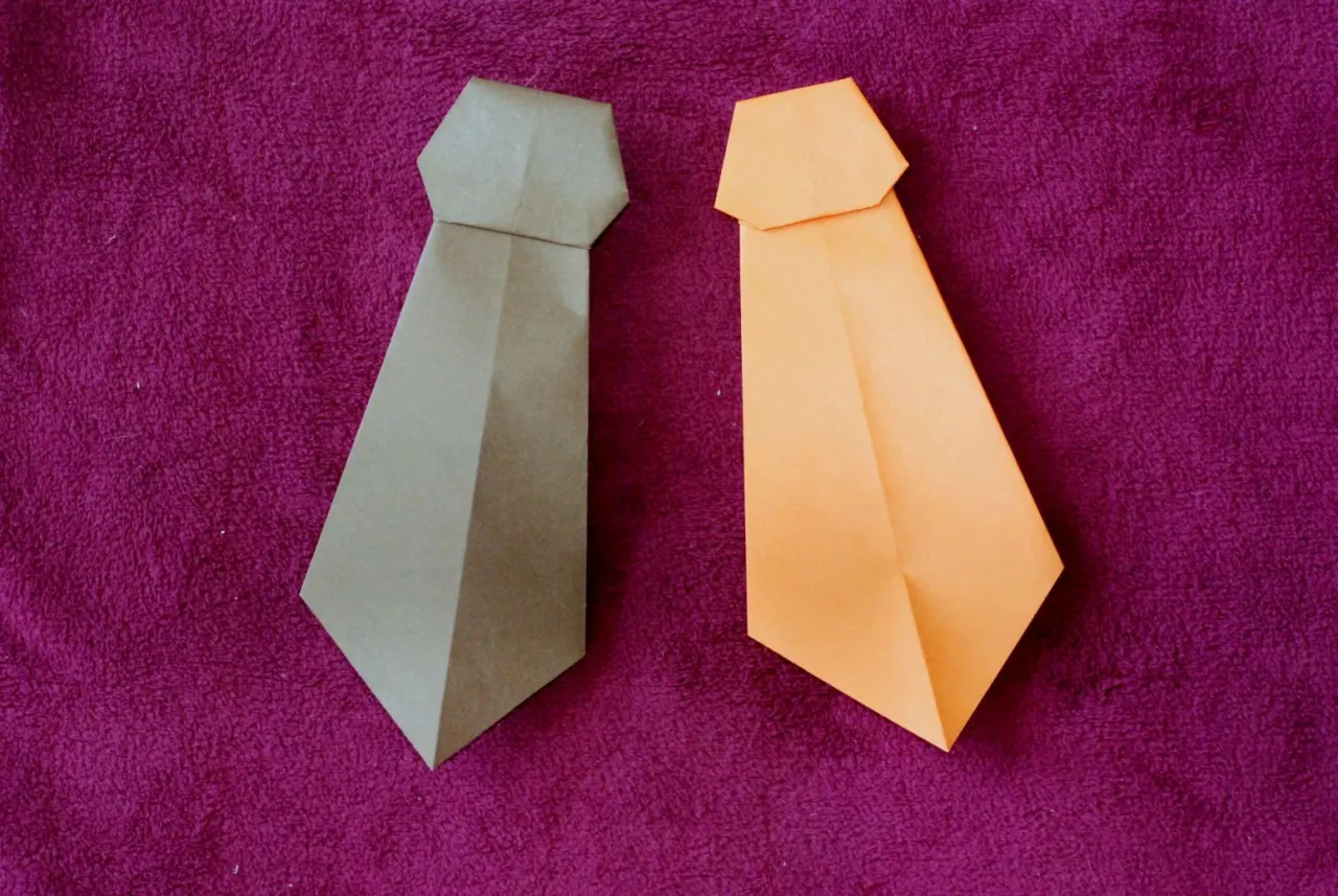 Zdjęcie Jak zrobić krawat z papieru: Prosty tutorial krok po kroku