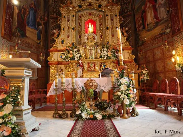 Zdjęcie Sanktuarium maryjne w Ludźmierzu – historia, cuda i pielgrzymki w sercu Podhala