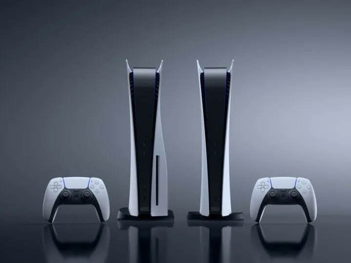 Zdjęcie Czy PS5 warto kupić? Odkryj zalety i wady tej konsoli